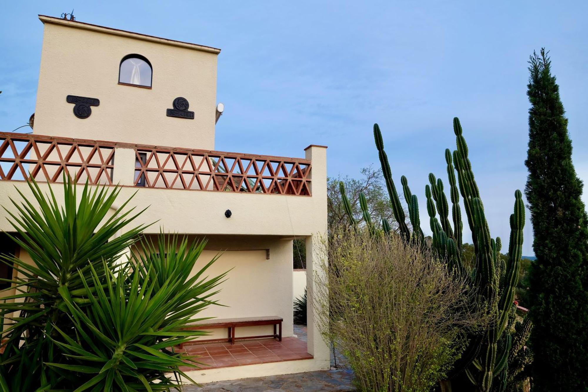 Apartmán Torre Costa Brava Garrigás Exteriér fotografie